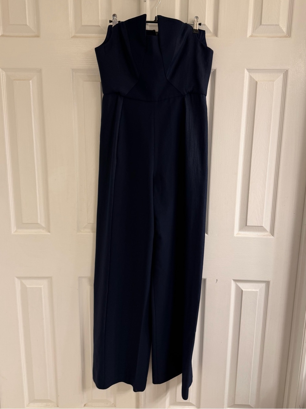 Black Halo Lena Navy Jumpsuit - Picture 4 of 10